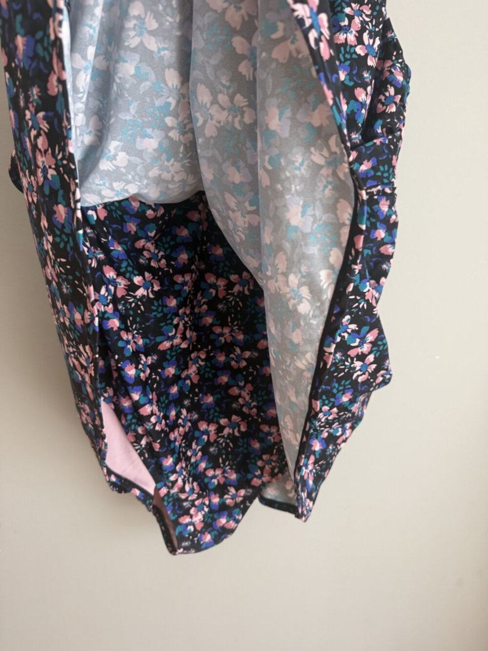 NWT Raisins Curve Lucia Swimdress Swimsuit Black Floral Size 24W $106 [jb] - Picture 7 of 10